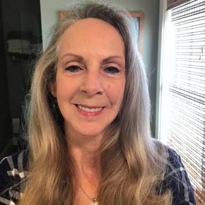 Meet your Posher, Lynn